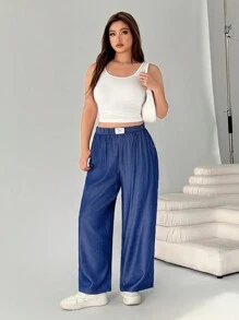 SHEIN EZwear 蓝色直筒大码裤，简约时尚的休闲日常装