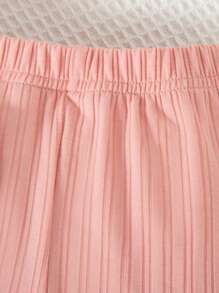 SHEIN Conjunto de verano para niñas bebé/pequeñas con top de chaleco decorado con rosas y pantalones a juego con dobladillo floral