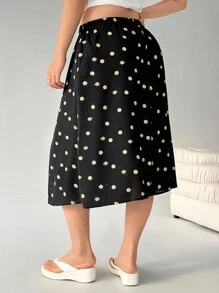 SHEIN EZwear Plus Size Daisy Print Split Hem Casual Skirt, Suitable For Vacation - Black - View 2