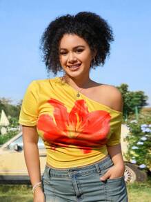 SHEIN EZwear 大码不对称露肩大花卉印花 T 恤，适合春夏海岛度假 - 黃色 - 查看 6