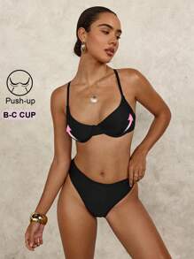 SHEIN Swim 聚拢文胸尺寸泳衣，简约时尚，适合日常休闲穿着