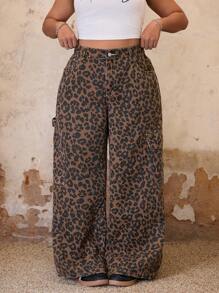 SHEIN ICON Plus Size Women Leopard Print Loose Cargo Pocket Denim Jeans