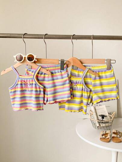 4 件套女婴春夏新款休闲趣味可爱百搭多巴胺彩色条纹针织荷叶边吊带背心上衣 + 宽松短裤 4 件套服装，适合家居和户外
