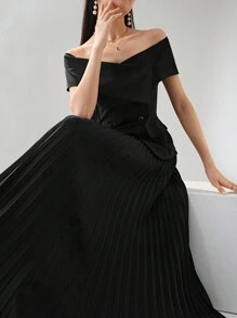 Modelyn Elegant Shoulder Strap Top And Pleated Midi Skirt Women's 2 Pieces Suit, Business Professional Outfit - Black - View 4