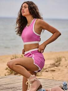 Aralina Leisurewear 撞色镶边洋红色无袖露背背心和迷你裙套装