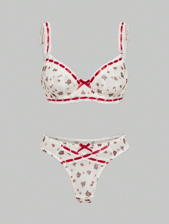 Kawaii Fresh Rural Style Strawberry & Floral Color Block Lace Trim Printed Padded Bra Set