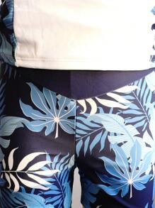 男童热带印花长袖和短裤泳衣套装