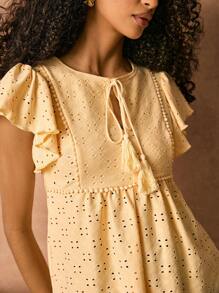 Poéselle Damen Bluse mit Blumenstickerei, Fransen-Schlupfkragen und Rüschenärmeln