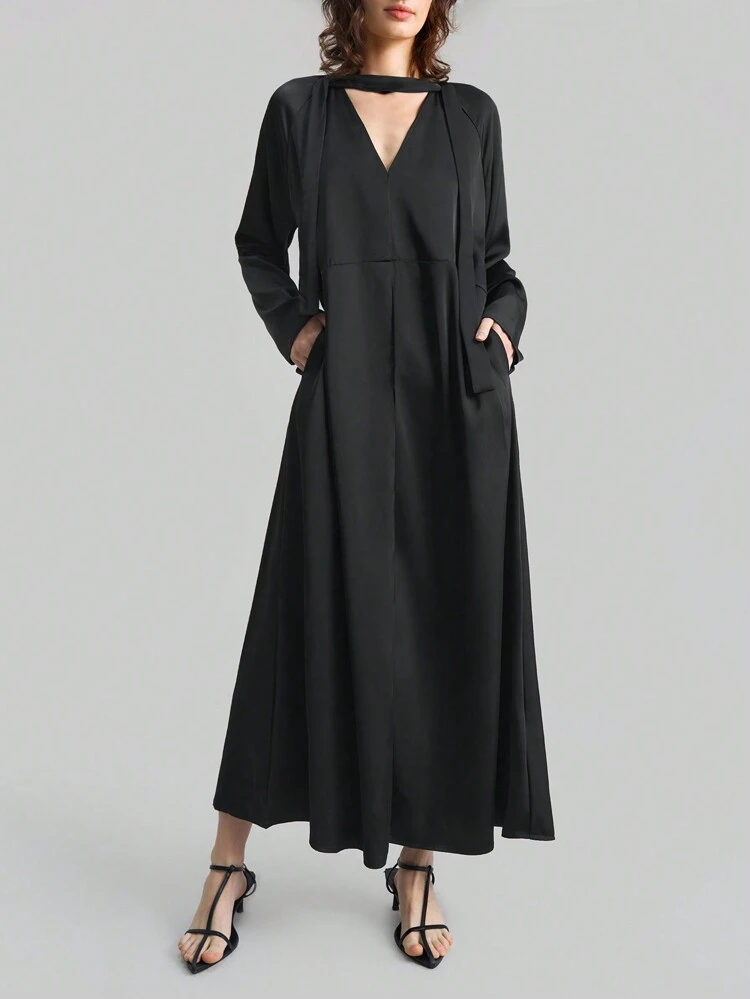 Women's Black 90s Style Elegant Extra Long Casual Dress, Minimalist & Fashionable For Everyday Wear