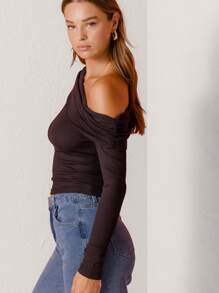 Aralina 黑色长袖不对称肩新年上衣 - 黑色 - 查看 5