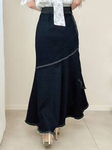 FRIFUL Chân váy denim nữ casual dáng bất đối xứng, chân váy jeans xếp ly - Màu xanh lam - Xem 2