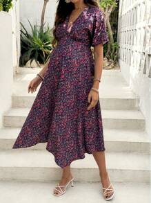 SHEIN Maternity Ditsy Floral Casual Commute Holiday Dress