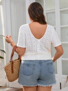 SHEIN Frenchy Plus Size Women Casual Simple Jacquard Textured Solid Color V-Neck T-Shirt, Reversible,Short Sleeve Top - Apricot - View 5
