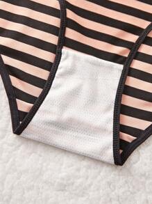 Lowkey Lull 5pcs/Pack Plus Size Women Striped Casual Bikini Panties