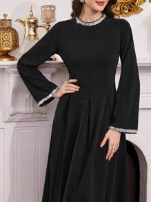 Modelyn 女式亮片装饰圆领收腰 A 字型复古法式连衣裙 - 黑色 - 查看 6