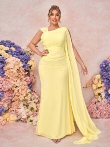 SHEIN Belle Plus Size Elegant Minimalist Romantic Yellow Asymmetrical Sleeve Maxi Bridesmaid Dress - Yellow - View 3