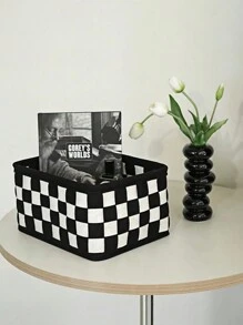 1PC Handmade Checkerboard Pattern Felt Desk Organizer Storage Bag Basket Desktop Modern Storage Pouch For Cosmetics Skin Care Products Sundries Storage Black And White Grid Creative Storage Bin For Toys Home Decor Office Supplies