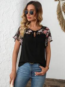 EMERY ROSE 女士花卉印花拼布黑色面料荷叶边短袖 T 恤，休闲日常穿着，春夏 - 彩色 - 查看 6