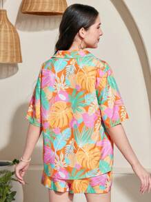 SHEIN Leap Crew 2pcs/Set Teen Girl Tropical Print Loose Shirt & Shorts Set, Spring/Summer, Vacation Style - Multicolor - View 2