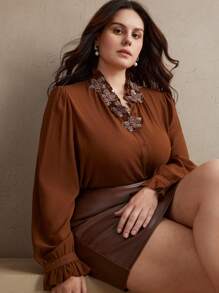 Anewsta 大码优雅长袖 3D 花卉透视灯笼袖刺绣衬衫上衣，适合情人节、暑假、新年 - 咖啡棕 - 查看 4