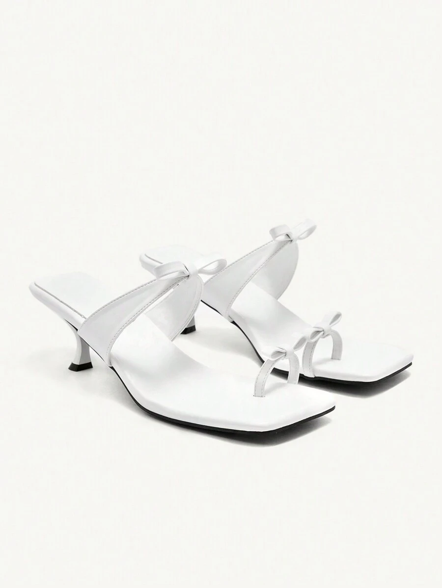 CUCCOO CHICEST 女士蝴蝶结丁字裤绑带方头低跟细跟优雅简约休闲度假风格白色高跟凉鞋适合派对、沙滩、社交聚会