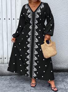 EMERY ROSE Plus Size Women V-Neck Print Waist Fit Dress, Holiday Casual Dress - Black - View 4