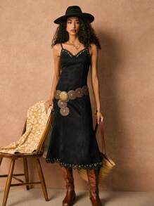 Poéselle 女式黑色连衣裙 纯色拼接带扣眼装饰 优雅超长吊带裙 麂皮吊带裙 鱼尾裙 刺绣长裙 金属铆钉装饰 波西米亚风连衣裙 夏季女装 女装 女装 夏季连衣裙 背心裙 节日连衣裙 西装 女装 节日 波西米亚风 嬉皮士 复古风 复古风 - 黑色 - 查看 2