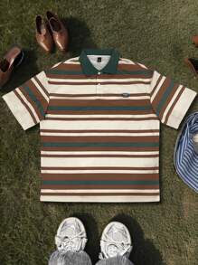 Manfinity Sporsity Men's Street Collegiate Sports Style, INS Matched With A High Street Purple Wide Vertical Striped Loose Fit Fashion Short-Sleeve Polo Shirt. It Features A "Los Angeles" Letter Design And An Oversized "01" On The Back, Along With A Button Placket. With A Loose Fit, This Polo Shirt Embodies Street Rock Aesthetics, Making It Suitable For Music Festivals And Everyday Outfits. An Excellent Gift For Boyfriends Or Husbands, It Represents Streetwear And Y2K Style. It Is Also Perfect For Pairing In All Four Seasons, Especially Spring And Summer. Men's Summer Letter & Stripe Short Sleeve Casual POLO Shirt , Sport Jersey , Soccer Shirts , Los Angeles T Shirt ,Jersey