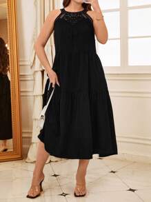 SHEIN Clasi Plus Size Women Solid Color Contrast Lace Halter Elegant Dress