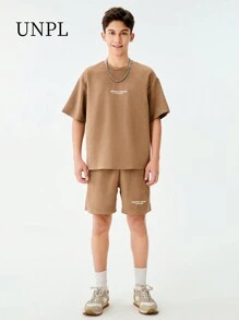 SHEIN 2pcs/Set American Hip Hop Style Clean Graphic Letter Print Teenager Short Sleeve T-Shirt + Casual Letter Print Sports Shorts, Suitable For Streetwear, Jogging, Skateboarding, Outdoor Activities