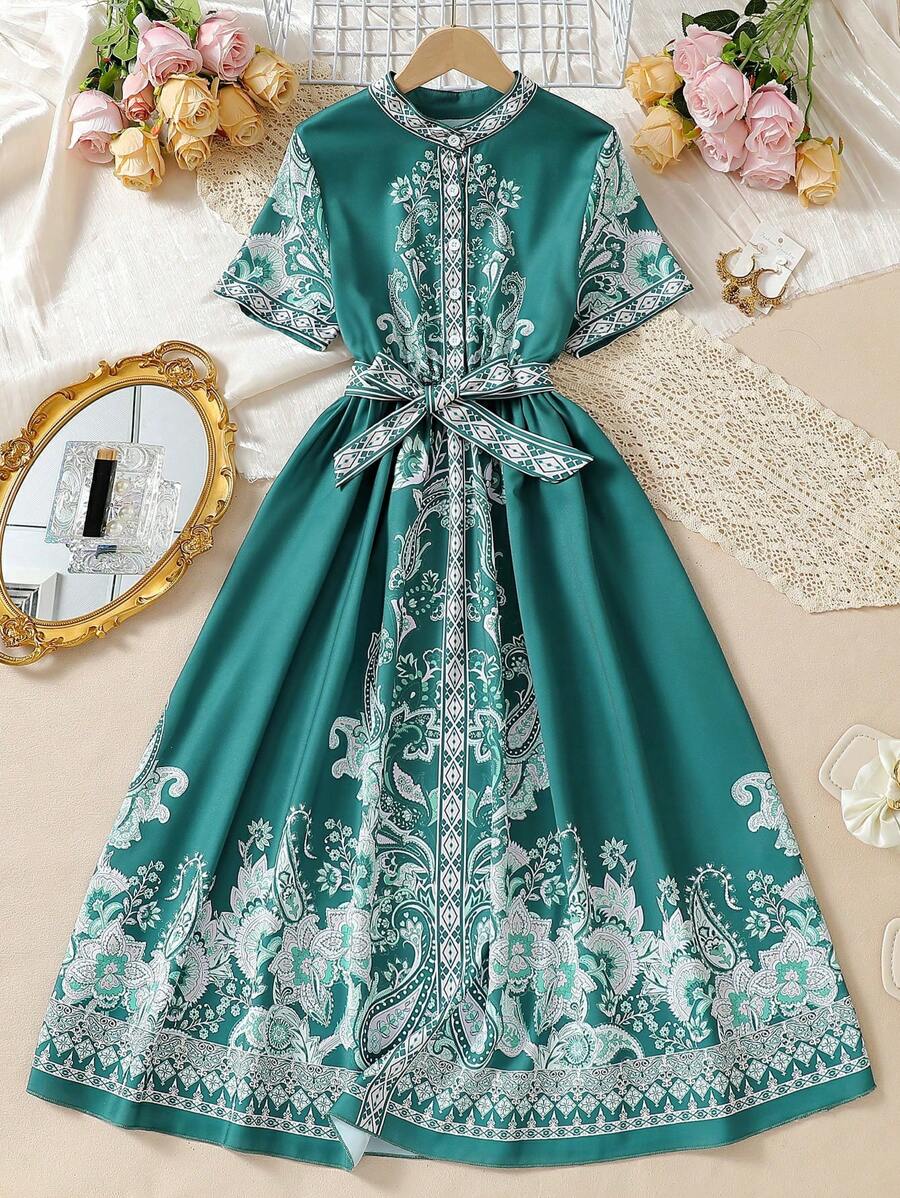 SHEIN Gaun Gaya Retro Istana Resor Warna Hijau Tua Elegan dan Mewah untuk Anak Perempuan Remaja - Hijau - View 1
