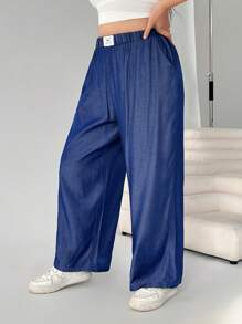 SHEIN EZwear 蓝色直筒大码裤，简约时尚的休闲日常装