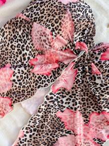 Soleia 女士花卉印花露肩前开衩下摆舒适衬衫，适合下午茶时间或秋冬季休闲穿着 - 棕色 - 查看 5