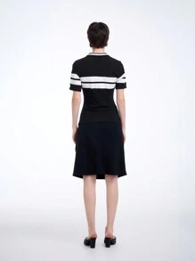 SHEIN Clasi 女士黑白撞色短袖休闲针织 T 恤 - 黑與白 - 查看 2