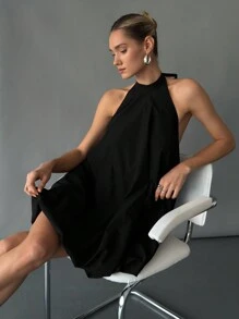 Siren Gaze Women's Casual Minimalist Fashion Mini Dress, For Everyday Wear