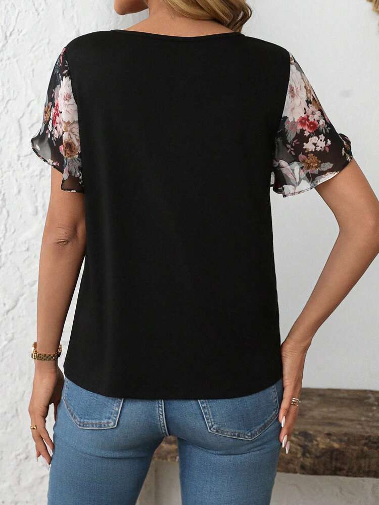 レディース 花柄 パッチワーク ブラック生地 フリル 半袖 Tシャツ、カジュアル デイリーウェア、春夏