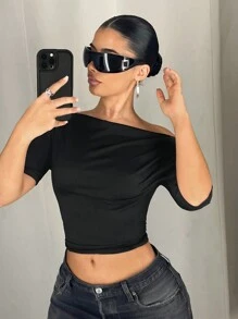 SHEIN ICON Y2K Style Tight-Fitting Asymmetric Neck Sexy Bat Wing Cropped T-Shirt - Black - View 3