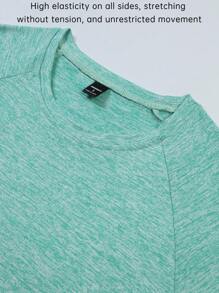 Manfinity Sport Corelite Áo thun thể thao tay ngắn Raglan họa tiết hình học bên hông dành cho nam - màu xanh lá - Xem 5