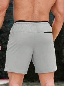 Manfinity Swimmode Pantaloni scurți casual simpli pentru bărbați, cu imprimeu petice, cu legături în față, potriviți pentru timpul liber și vacanță, stil hawaian