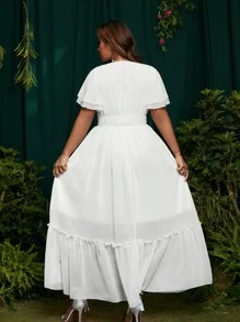 SHEIN Belle 大码纯色 V 领短袖褶边优雅白色连衣裙 - 白色 - 查看 2