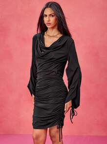 Tristan Blake Abito mini con cappuccio, motivo a cordoncino, maniche a zampa, scollo a cappuccio e drappeggio, di design, adatto per festival, concerti, balli di fine anno