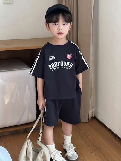 Dazy Kids 2 件套休闲套装：小男孩简约风格短袖上衣和短裤，返校服装