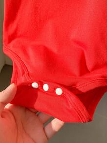 SHEIN Playful Pals Juego de 4 Piezas de Ropa Casual de Verano para Niños Bebés - Manga Corta en Blanco, Negro, Gris, Rojo. Tela Suave y Cómoda, Adecuada para Vacaciones, Viajes, Escuela, Reuniones Diarias, Primavera/Verano y Festivales