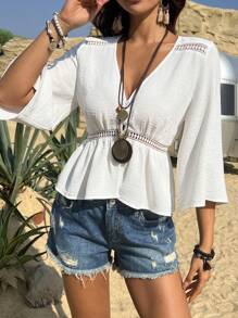 DAZY 女式纯色撞色蕾丝 V 领休闲夏季衬衫、波西米亚风上衣、娃娃装上衣 - 白色 - 查看 5