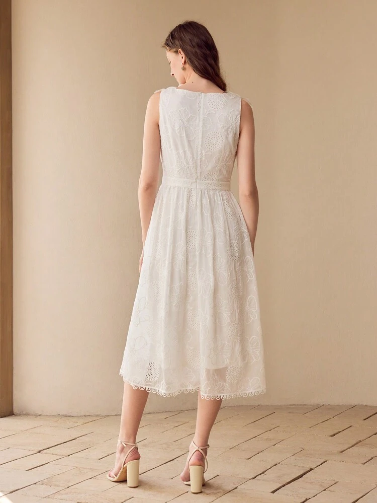 APPLIQUES FLORAL EMBROIDERY DRESS