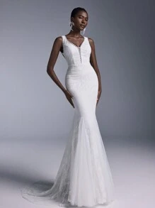 Elitara 高贵典雅纯白深V领口蕾丝性感露背浪漫女纯色弹力蕾丝拼接网纱鱼尾鱼尾大摆拖尾婚纱新娘礼服 - 米色 - 查看 7