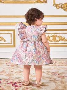 SHEIN فستان أذرع بلا أكمام لطفلة مزين بطبعات زهرية رقيقة وكشكشة، صيفي - متعدد الألوان - مشاهدة 2