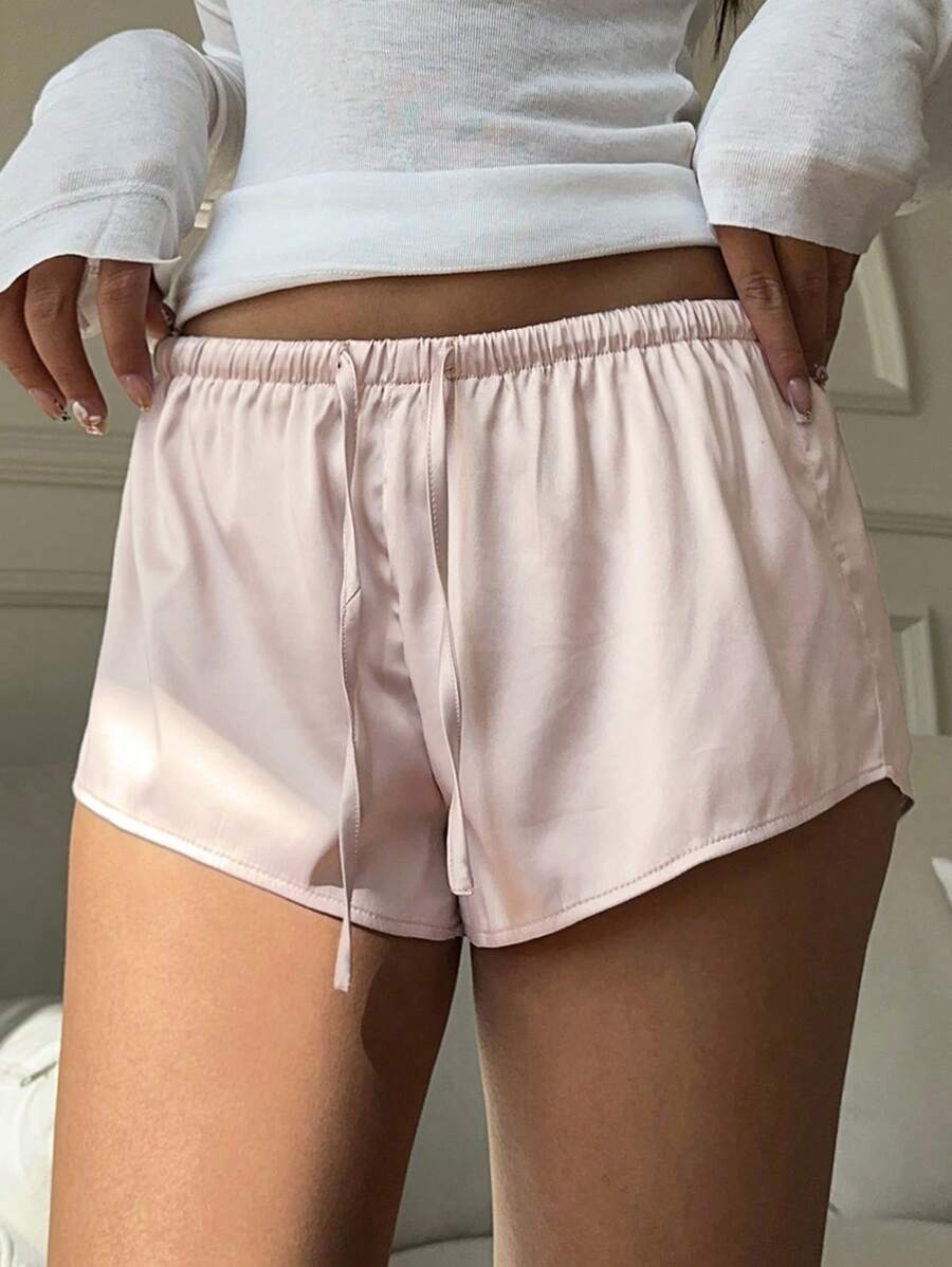 CovetEZ 浅粉色缎纹编织女士休闲短裤，简约时尚，适合日常穿着 - 淺粉色 - 查看 1