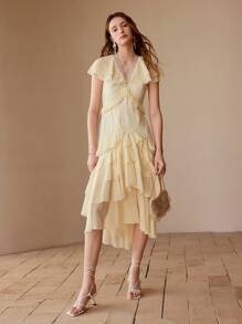 MOTF Vestido con volantes y lunares
