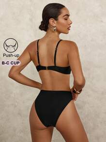 SHEIN Swim 聚拢文胸尺寸泳衣，简约时尚，适合日常休闲穿着